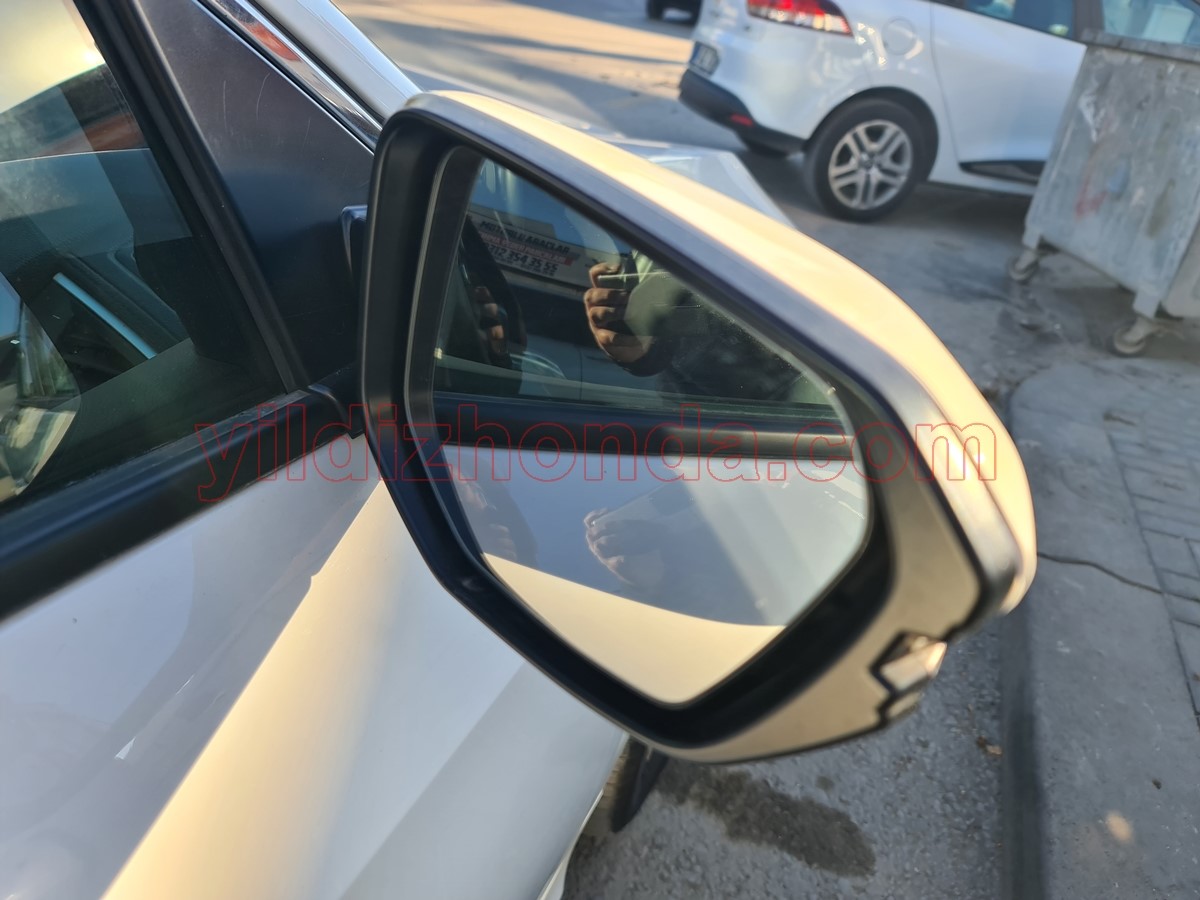 Honda Civic Fc5 Sağ Ayna Camı