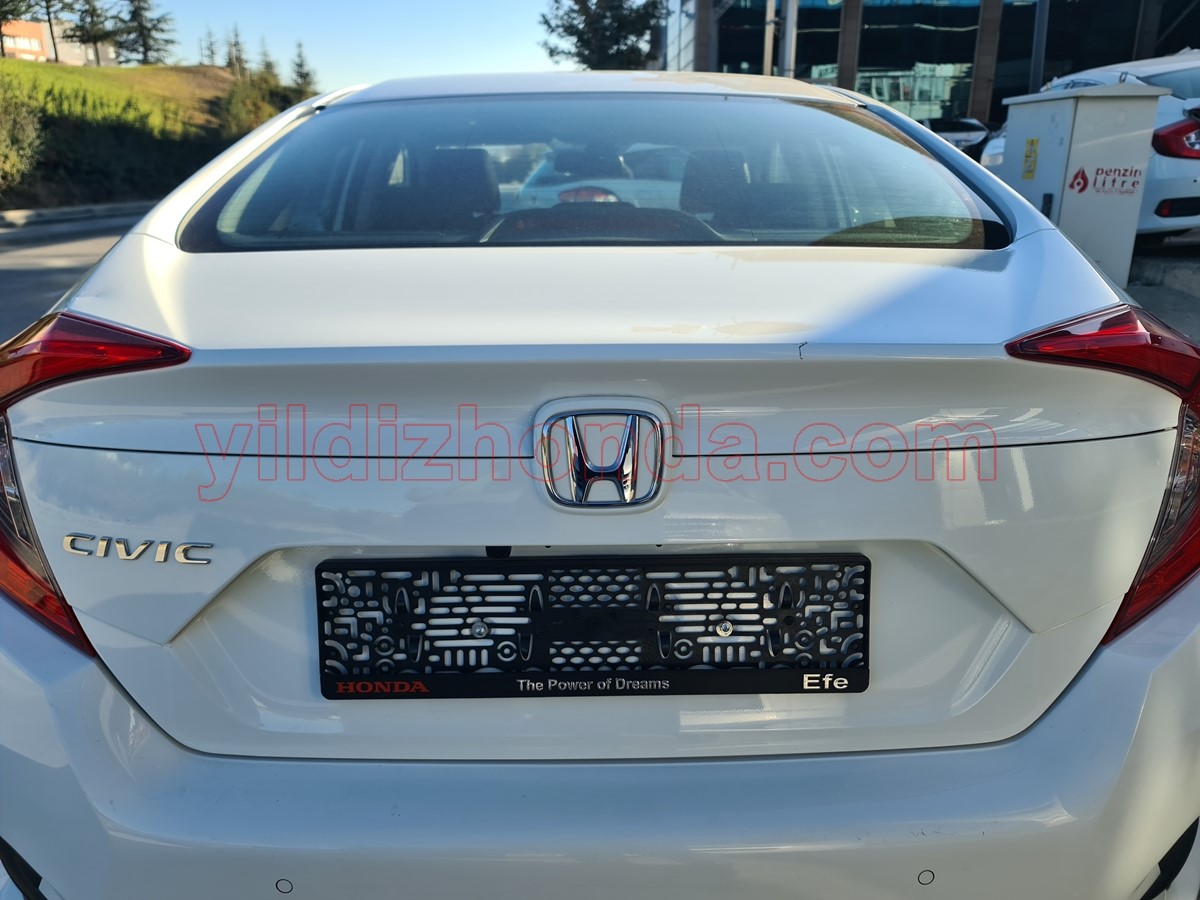 Honda Civic Fc5 Bagaj Kapağı Beyaz Boyasız