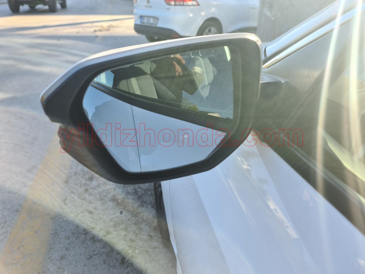 Honda Civic Fc5 Sol Ayna Camı