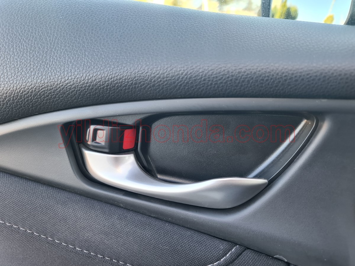 Honda Civic Fc5 Sol İç Kapı Açma Kolu