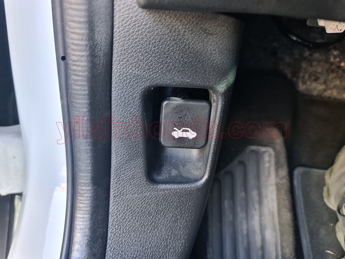 Honda Civic Fc5 Kaput Açma Düğmesi